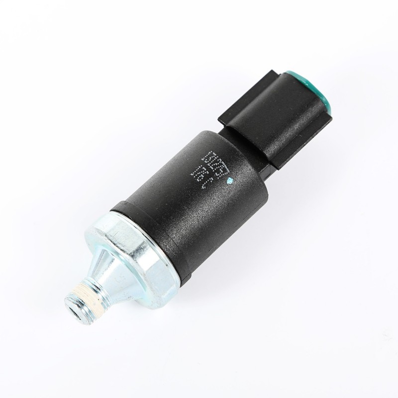 Omix This oil pressure switch from Omix fits 2.5L and 4.0L engines found in 1998 Jeep Wrangler TJ, Cherokee XJ, and Gran