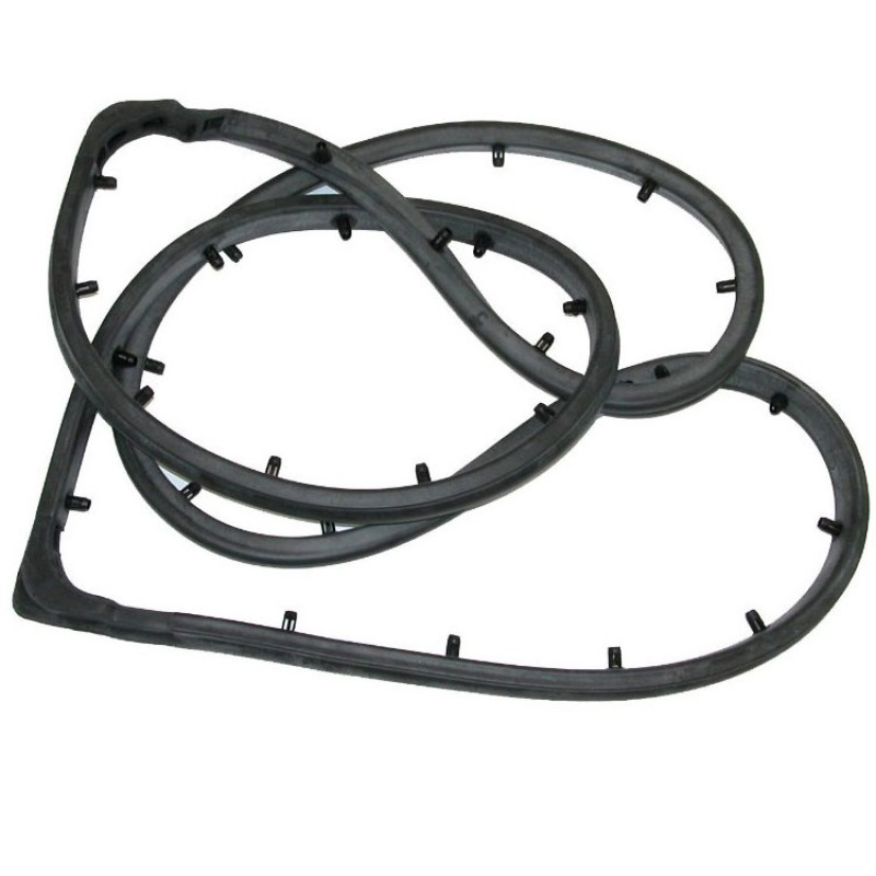 Fairchild Liftgate Window Seal (with Plastic Locks)