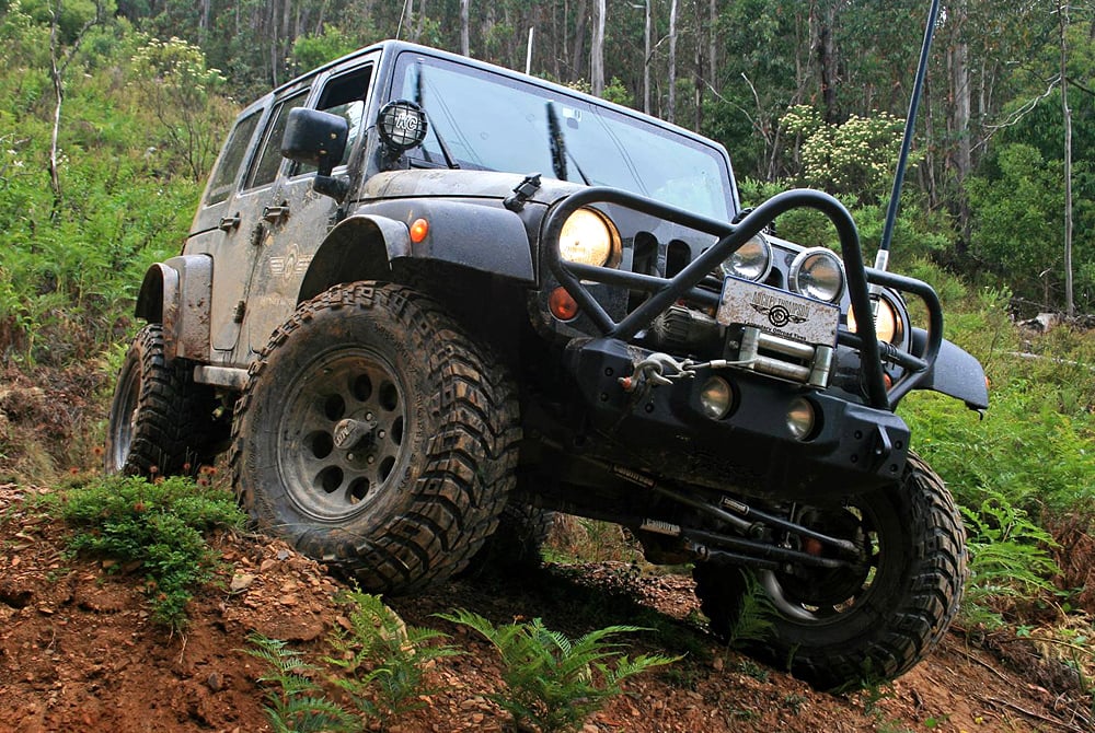 How Big Can My Jeep Tires Be Without a Lift Kit? | In4x4mation Center